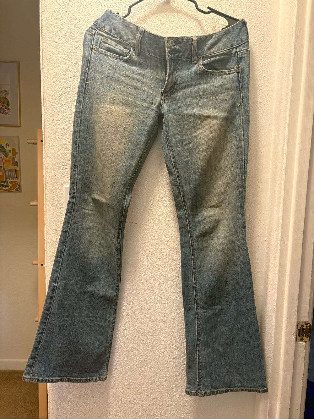 Vintage Y2K American Eagle Low Rise Flare Jeans Size 6 Medium Wash